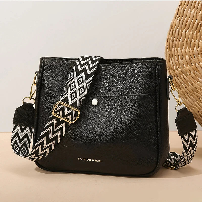 Hanetes Select „Urban Luxe Crossbody“ – Echtes Rindsleder Damen Schultertasche mit Design-Gurt – Große Kapazität & moderner Luxus-Look