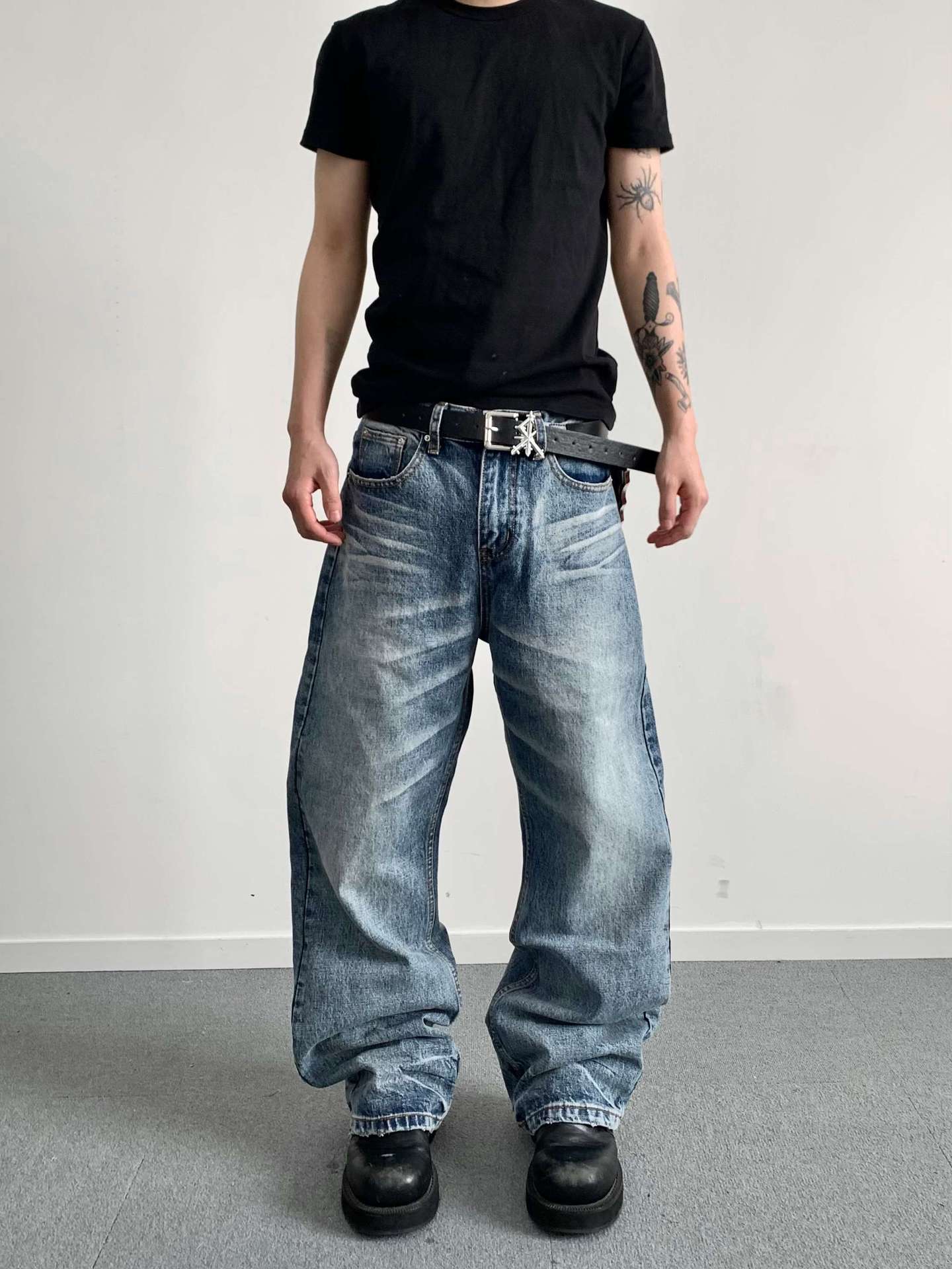 Herren Wide-Leg Jeans – Retro, Lässig & Ausdrucksstark | Vintage Streetwear Style